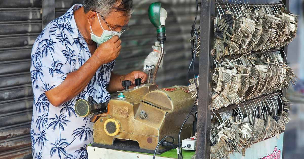 locksmith service technician — All Points Locksmith